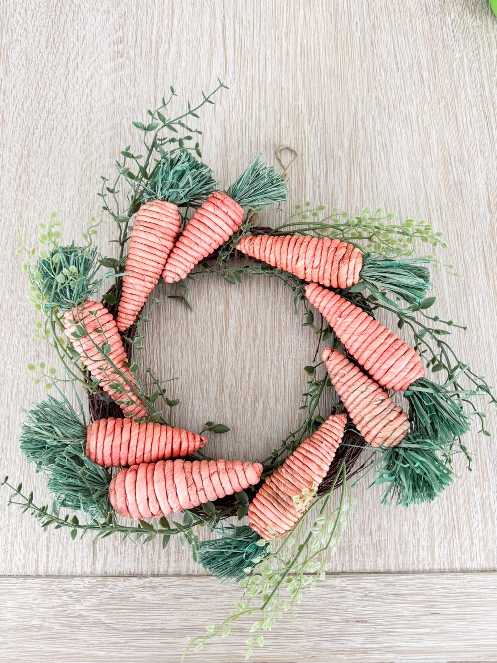 Opalhouse Decoartive Corn Husk Carrot Wreath